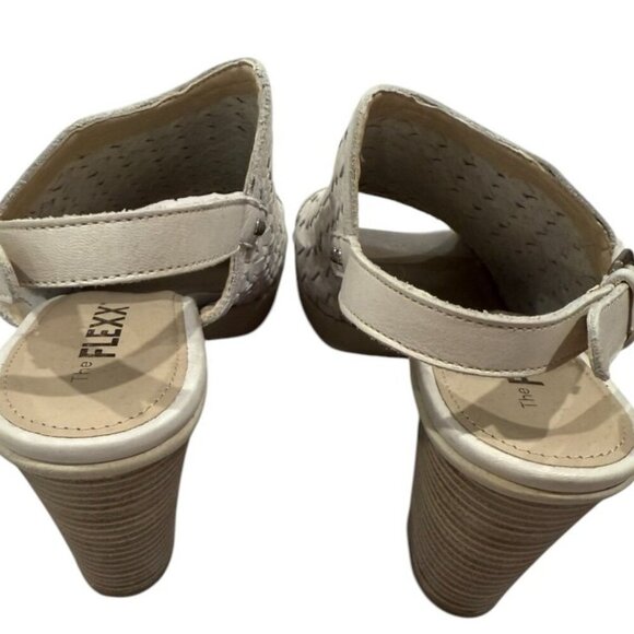 The Flexx white slingbacks size 10 - Picture 4 of 4